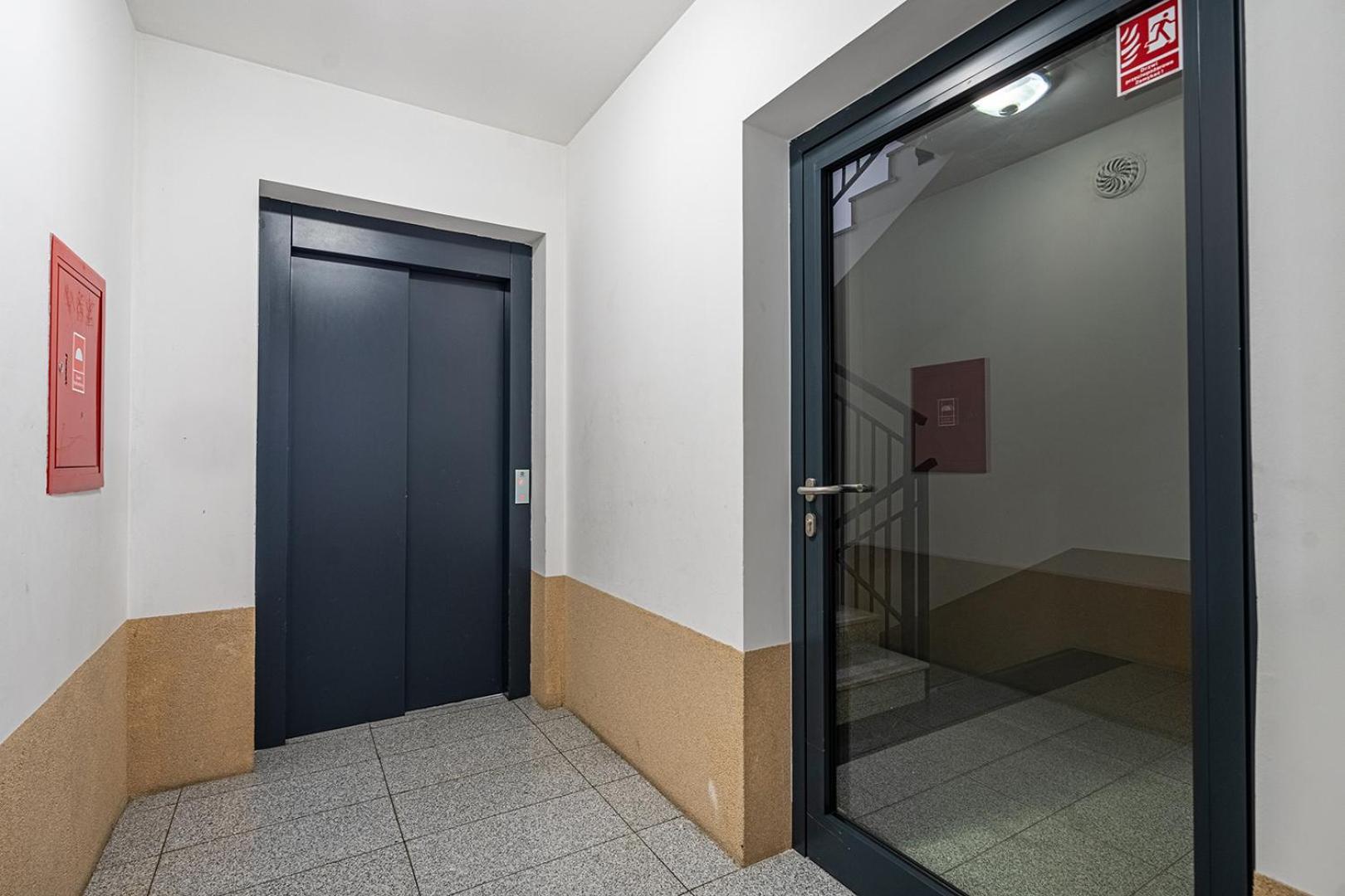 12Th Floor Wola Modern Apartment Varsó Kültér fotó